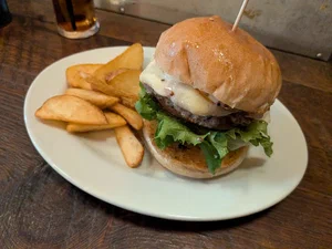 images/hamburger1.webp