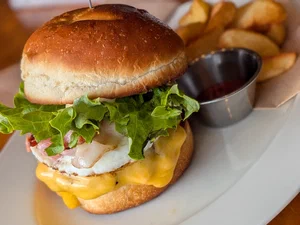 images/hamburger2.webp