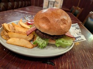 images/burger1.jpg